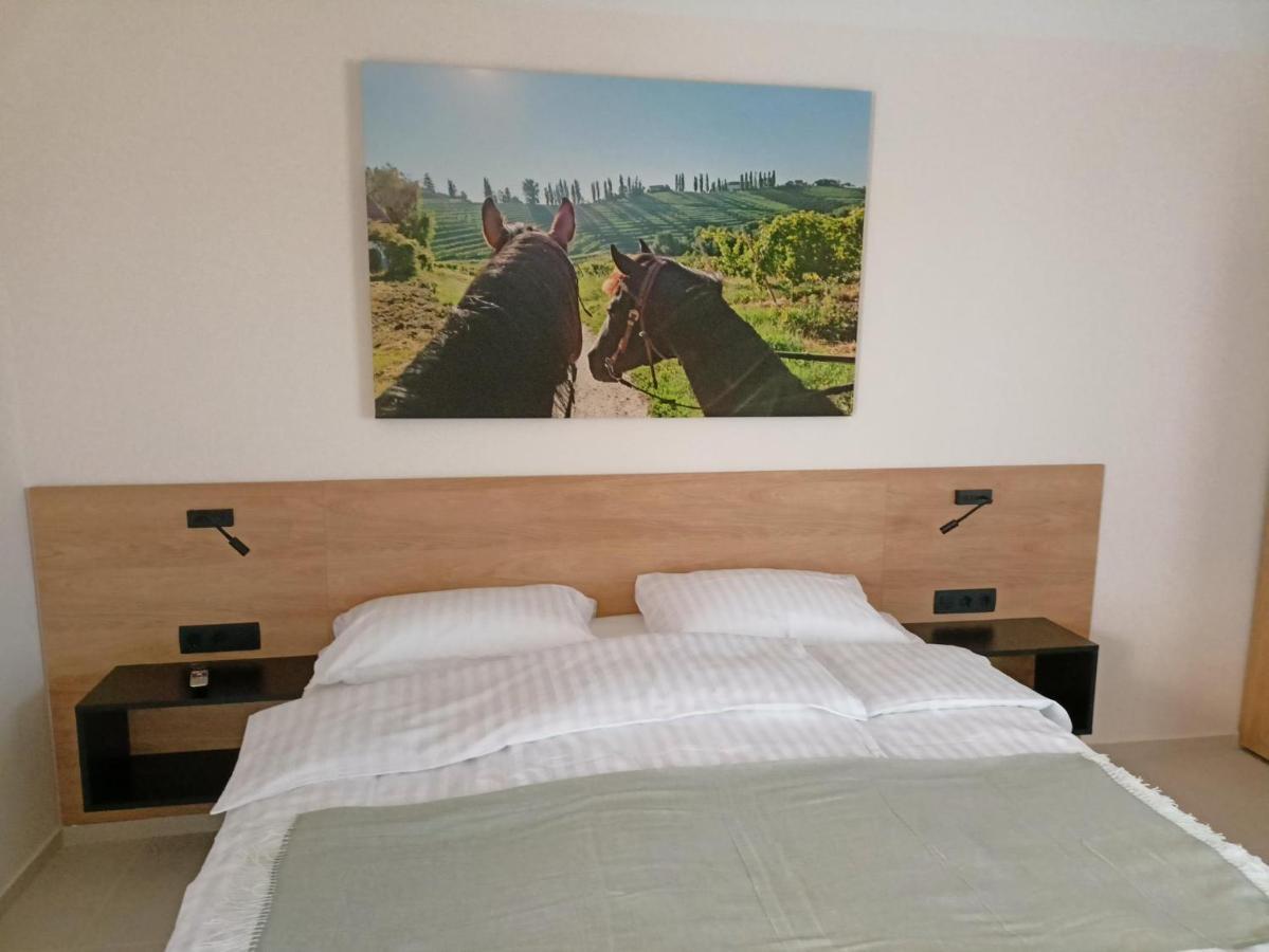 Hisa Pep'S Bed & Breakfast Ivanjkovci Exterior foto